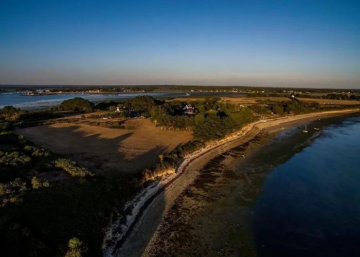 Meuble Sur L\'Ile De Tascon A 300 M De La Plage
