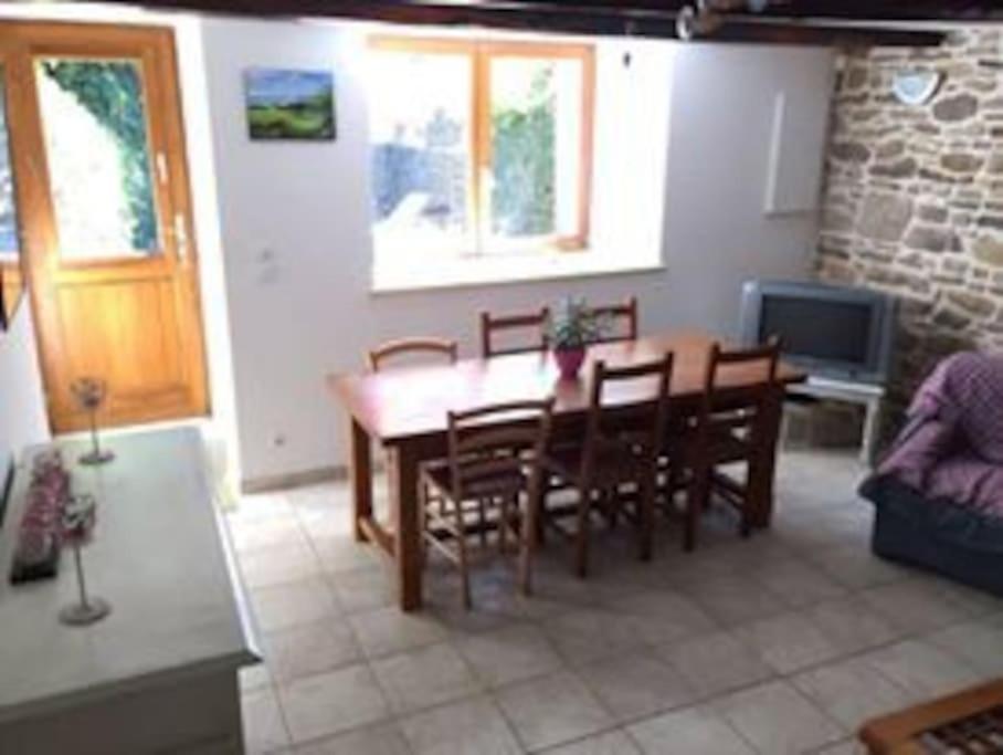 Holiday home Meuble Sur L'ile De Tascon A 300 M De La *