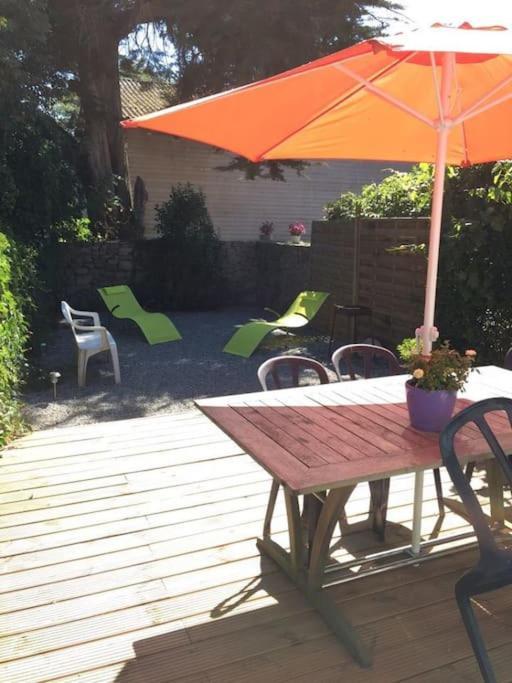 Meuble Sur L'ile De Tascon A 300 M De La Holiday home